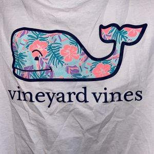 Vineyard vine longsleeve